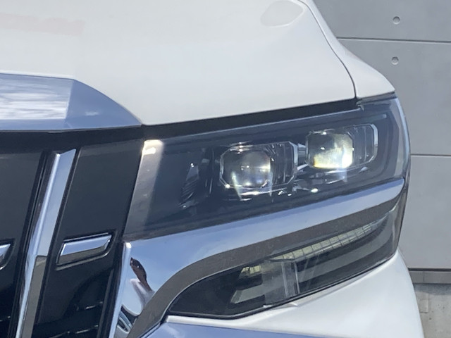 トヨタ アルファード 2.5 Sの中古車