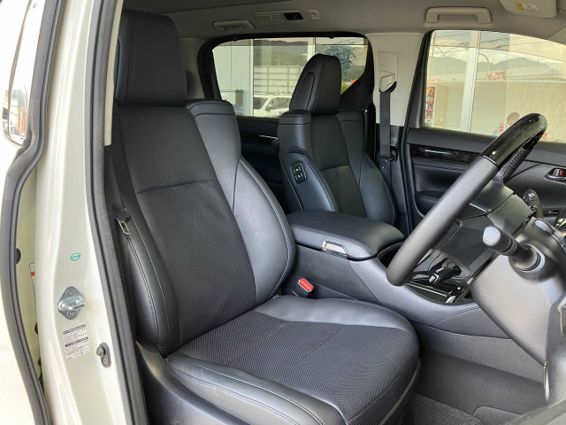 トヨタ アルファード 2.5 S Cパッケージの中古車