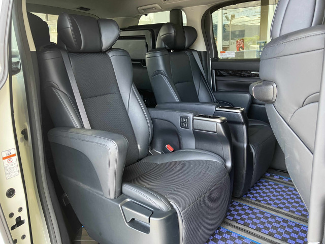 トヨタ アルファード 2.5 S Cパッケージの中古車