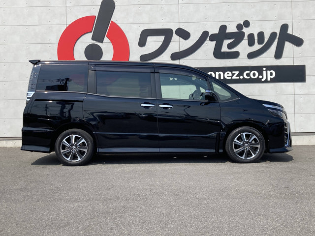 トヨタ ヴォクシー 2.0 ZS 煌Ⅲの中古車