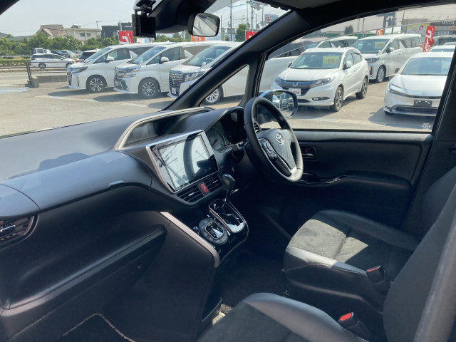トヨタ ヴォクシー 2.0 ZS 煌Ⅲの中古車