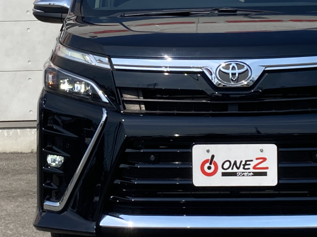 トヨタ ヴォクシー 2.0 ZS 煌Ⅲの中古車