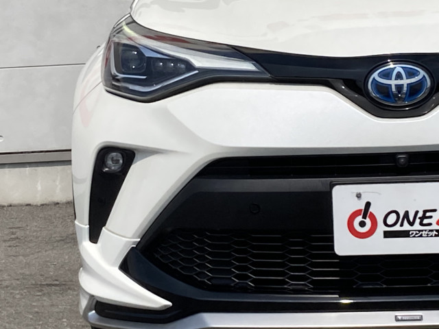 トヨタ C-HR ハイブリッド 1.8 Gの中古車