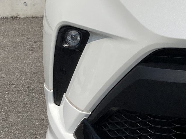トヨタ C-HR ハイブリッド 1.8 Gの中古車
