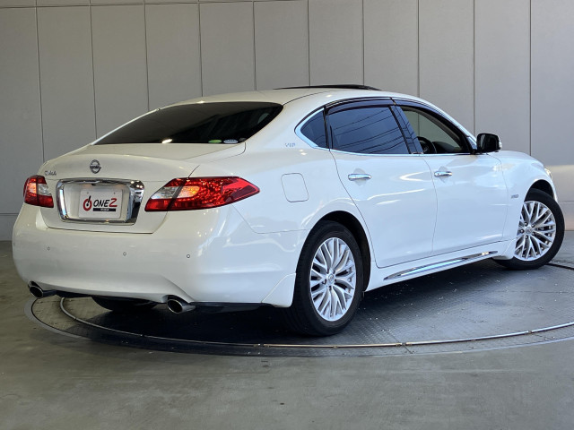 日産 シーマ 3.5 VIPの中古車
