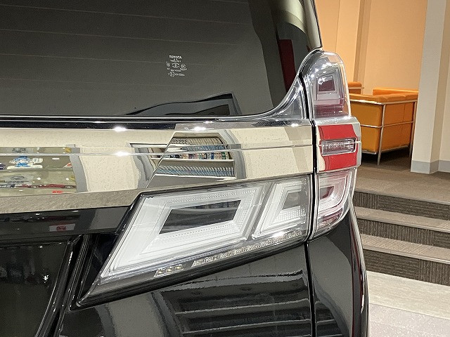 トヨタ ヴェルファイア ハイブリッド 2.5 ZR Gエディション E-Four 4WDの中古車