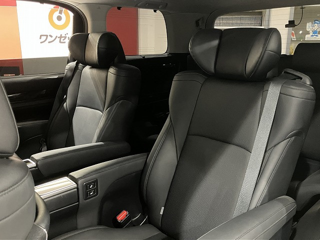 トヨタ ヴェルファイア ハイブリッド 2.5 ZR Gエディション E-Four 4WDの中古車