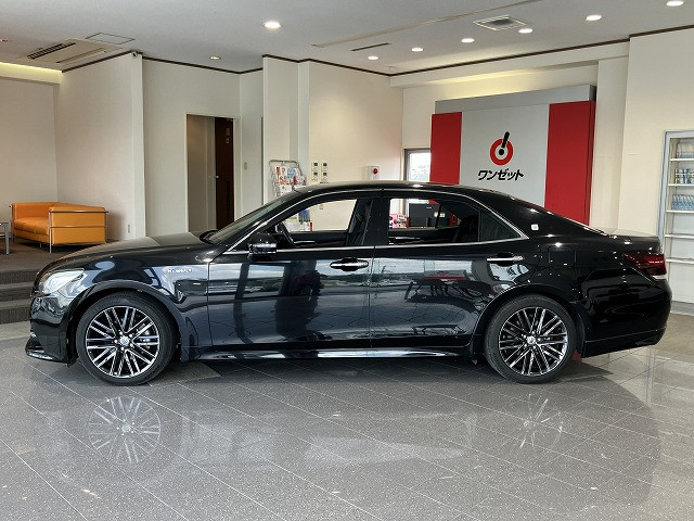 トヨタ クラウンアスリートハイブリッド ハイブリッド 2.5 S ブラックスタイルの中古車