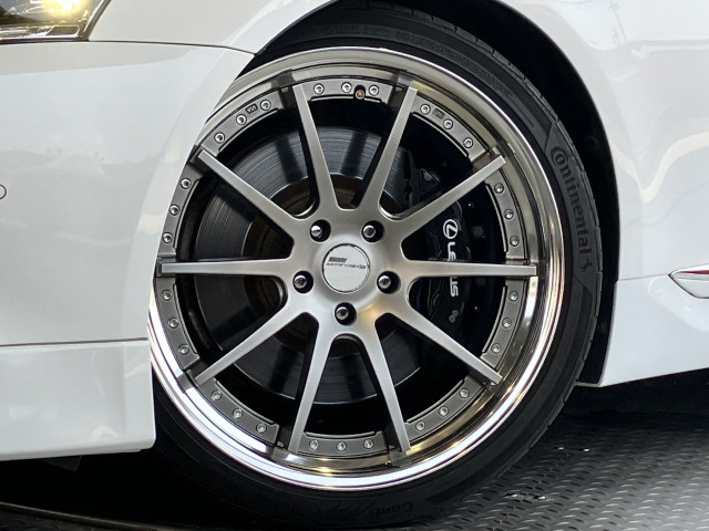 レクサス LS 600h Fスポーツ 4WDの中古車