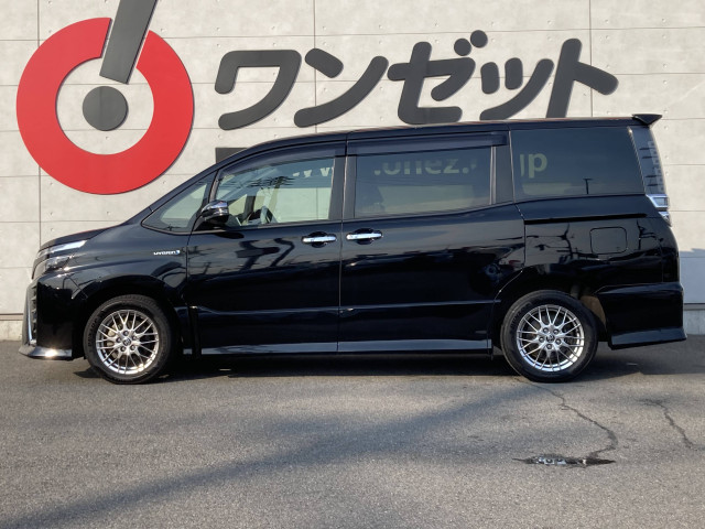 トヨタ ヴォクシーハイブリッド 1.8 ハイブリッド ZS 煌Ⅱの中古車