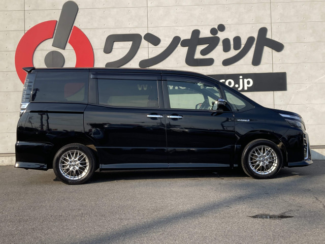 トヨタ ヴォクシーハイブリッド 1.8 ハイブリッド ZS 煌Ⅱの中古車