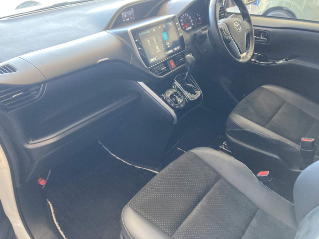 トヨタ ヴォクシー 2.0 ZS 煌Ⅲの中古車