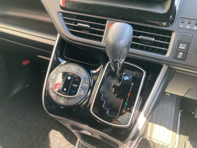 トヨタ ヴォクシー 2.0 ZS 煌Ⅲの中古車