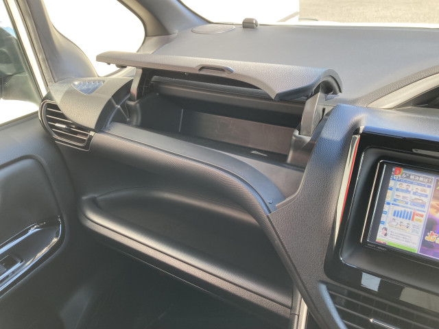 トヨタ ヴォクシー 2.0 ZS 煌Ⅲの中古車