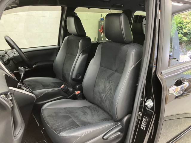 トヨタ ヴォクシー 2.0 ZS 煌Ⅲの中古車