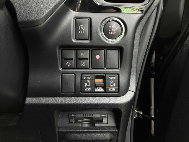 トヨタ ヴォクシー 2.0 ZS 煌Ⅲの中古車