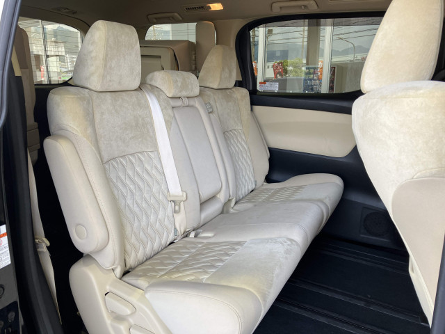 トヨタ アルファード 2.5 Xの中古車