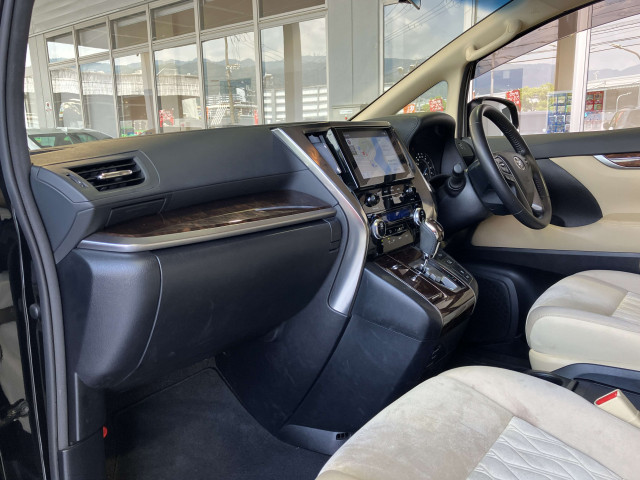 トヨタ アルファード 2.5 Xの中古車