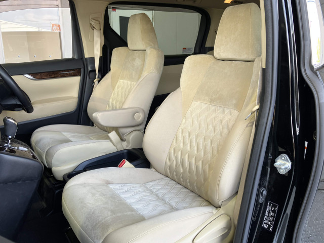 トヨタ アルファード 2.5 Xの中古車