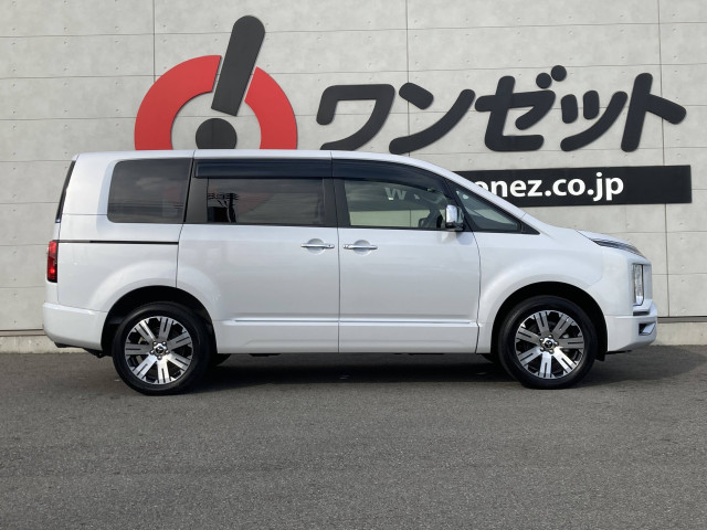 三菱 デリカD:5 2.2 P ディーゼルターボ 4WDの中古車