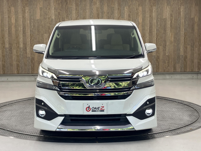 ご納車前には自社認証工場にてしっかり法定点検を行います！エンジンオイル・オイルエレメント・ワイパーゴム等の標準交換部品以外にも点検後交換が必要な消耗部品等も交換・整備致します