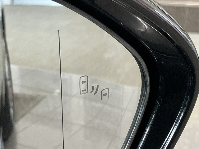 トヨタ クラウン ハイブリッド 2.5 RS Four 4WDの中古車