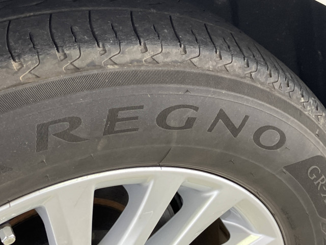 トヨタ クラウンロイヤルハイブリッド ハイブリッド 2.5 ロイヤルサルーンの中古車