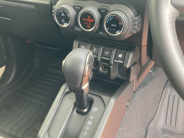 スズキ ジムニー 660 XC 4WDの中古車