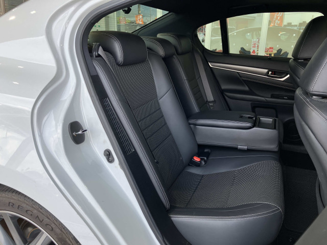 レクサス GS 300h Fスポーツの中古車
