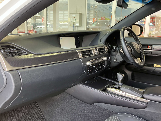 レクサス GS 300h Fスポーツの中古車