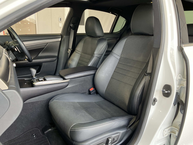 レクサス GS 300h Fスポーツの中古車
