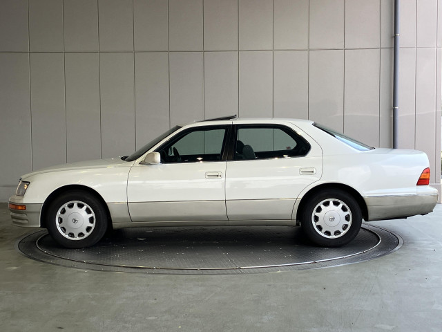 トヨタ セルシオ 4.0 A仕様の中古車