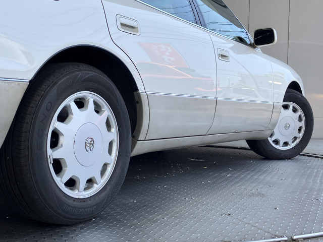 トヨタ セルシオ 4.0 A仕様の中古車