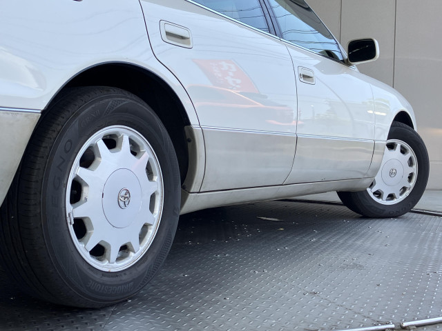 トヨタ セルシオ 4.0 A仕様の中古車