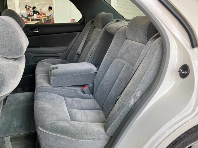 トヨタ セルシオ 4.0 A仕様の中古車