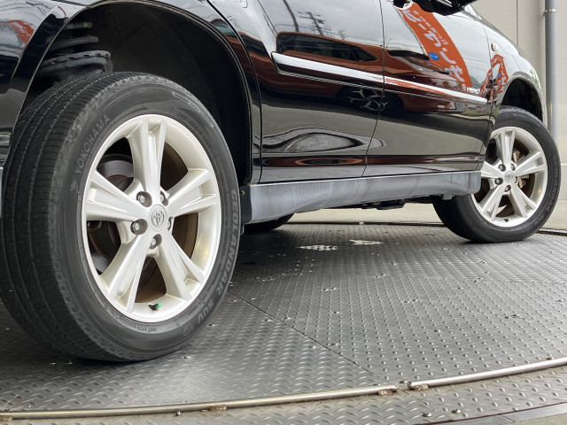 トヨタ ハリアーハイブリッド 3.3 Lパッケージ 4WDの中古車