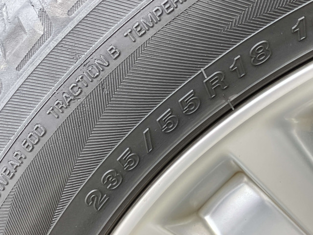 トヨタ ハリアーハイブリッド 3.3 Lパッケージ 4WDの中古車