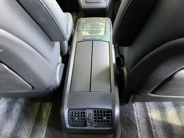 トヨタ ハリアーハイブリッド 3.3 Lパッケージ 4WDの中古車