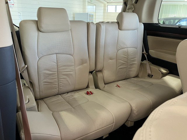 トヨタ ヴェルファイア 2.5 Vの中古車