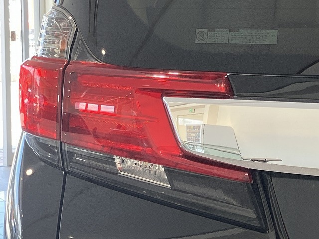 トヨタ ヴェルファイア 2.5 Vの中古車