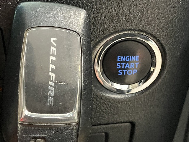 トヨタ ヴェルファイア 2.5 Vの中古車