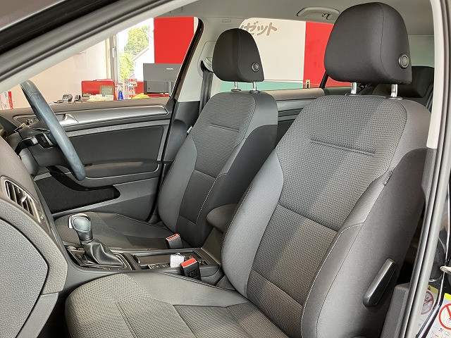 フォルクスワーゲン ゴルフ TSI コンフォートライン マイスターの中古車