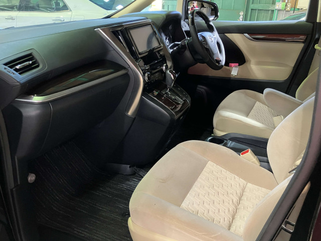 トヨタ ヴェルファイア 2.5 Xの中古車
