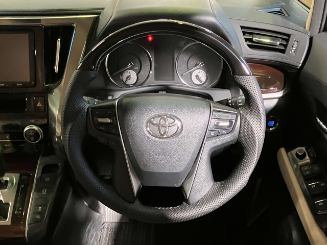 トヨタ ヴェルファイア 2.5 Xの中古車