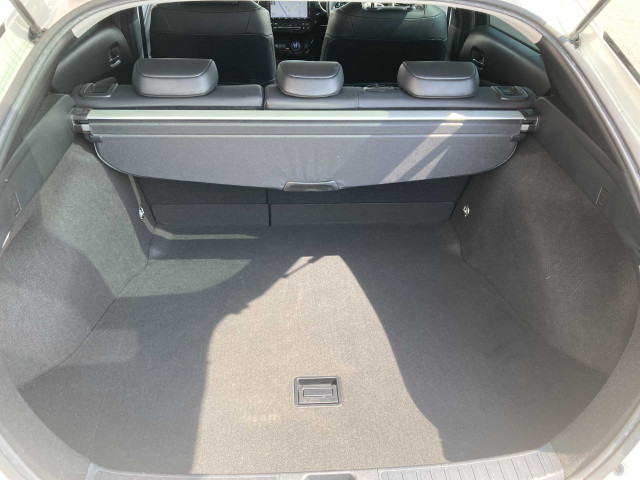 トヨタ プリウス 1.8 S ツーリングセレクションの中古車