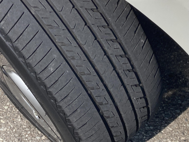 トヨタ プリウス 1.8 S ツーリングセレクションの中古車