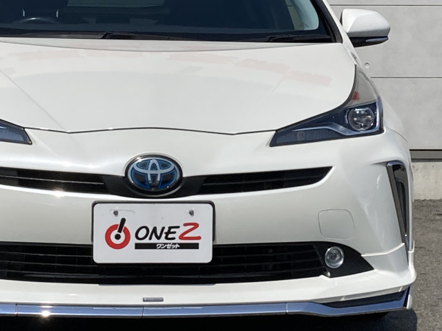 トヨタ プリウス 1.8 S ツーリングセレクションの中古車