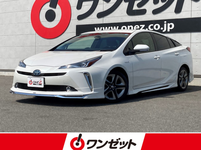 トヨタ プリウス 1.8 S ツーリングセレクションの中古車