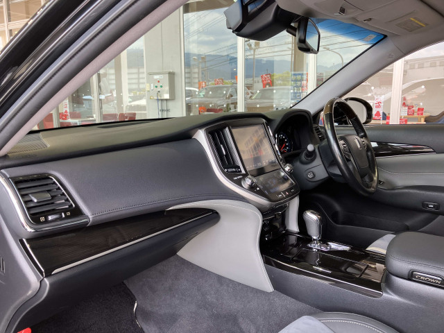 トヨタ クラウンアスリートハイブリッド ハイブリッド 2.5 S Four 4WD Jフロンティアの中古車