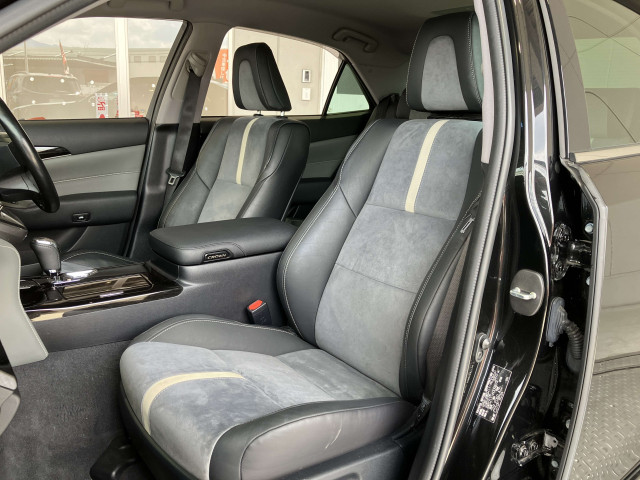 トヨタ クラウンアスリートハイブリッド ハイブリッド 2.5 S Four 4WD Jフロンティアの中古車